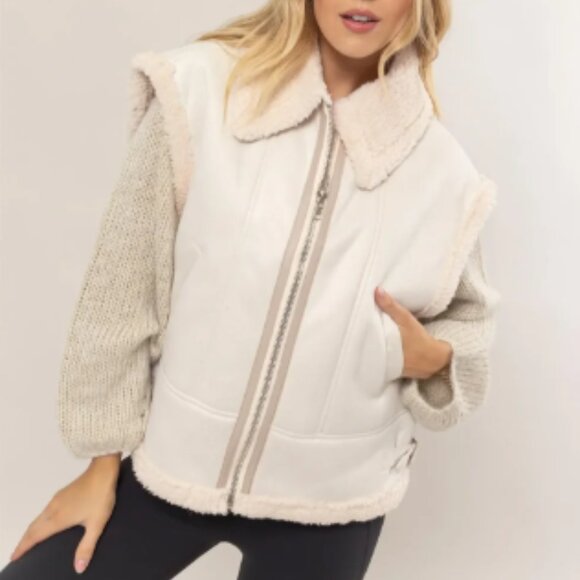 Sherpa Lined Suede Zip Up Fleece Collar Casual Vest - Picture 4 of 4